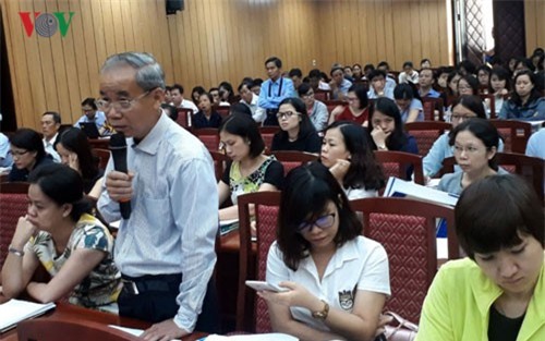 Doanh nghiệp còn bức xúc về hành lang pháp lý thuế và hải quan