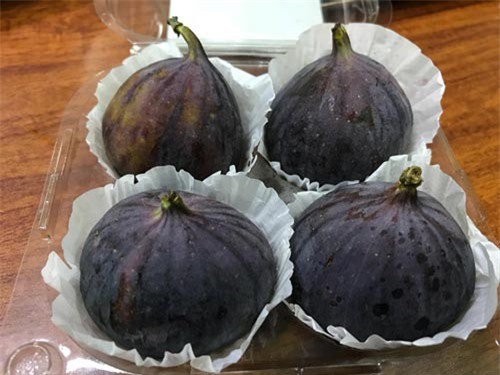 Tại sao nông sản ngoại đắt gấp 50 lần nông sản Việt vẫn cháy hàng, hút khách?