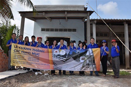 Câu lạc bộ doanh nhân thời đại 4.0 và những cây cầu tình nghĩa