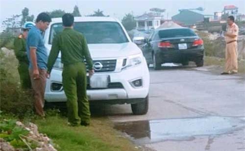Nam Định: Phá cửa ô tô đang nổ máy, phát hiện thi thể Thượng uý công an
