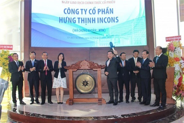 Công ty Cổ phần Hưng Thịnh Incons giao dịch phiên đầu trên Sở giao dịch chứng khoán TP.HCM (Ảnh: VĐ)