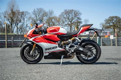 Top 10 xe Ducati phiên bản 2019 đáng chú ý nhất. Trang Top Cars vừa gợi ý cho khách hàng 10 xe Ducati phiên bản 2019 đáng chú ý nhất. Vị trí số một thuộc về XDiavel S. (CHI TIẾT)