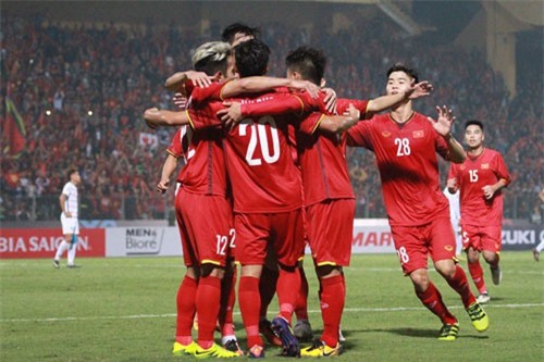 Clip: Fox Sports chứng minh ĐT Việt Nam sẽ vô địch AFF Cup 2018