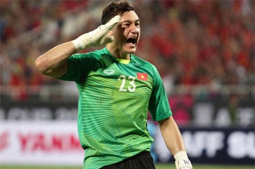 Thủ môn Văn Lâm lập kỷ lục ở AFF Cup 2018