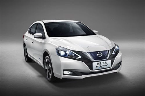 3. Nissan Sylphy (doanh số: 43.419 chiếc).