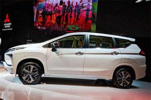 4. Mitsubishi Xpander (doanh số: 9.281 chiếc).