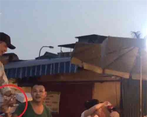 2 nhà báo điều tra nạn bảo kê ở chợ Long Biên bị đe dọa 'giết cả nhà'