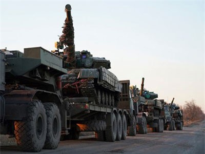 Giữa căng thẳng với Nga, Ukraine điều xe tăng án ngữ Biển Azov