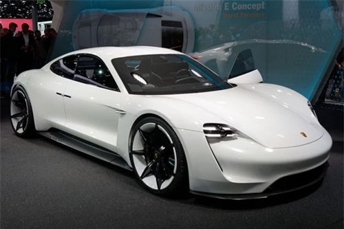 5. Porsche Mission E.