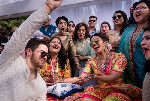 Tiết lộ về chi phí tiền tỷ mà Nick Jonas và Hoa hậu Thế giới bỏ ra để tổ chức "đám cưới thế kỷ" cực hoành tráng