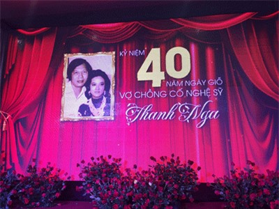 Lễ giỗ lần thứ 40 nghệ sĩ Thanh Nga tràn ngập hoa hồng