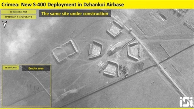  Ảnh vệ tinh chụp ngày 10/11 cho thấy hoạt động xây dựng cơ sở hạ tầng cho tổ hợp S-400 tại căn cứ không quân ở Crimea (Ảnh: iSi) 