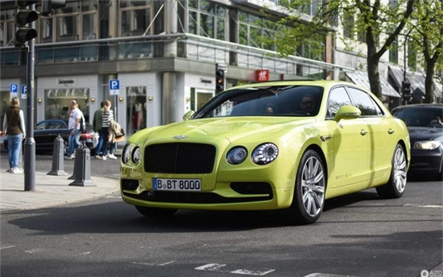 Khui công Bentley Flying Spur phiên bản mới nhất vừa cập bến Việt Nam - Ảnh 2.