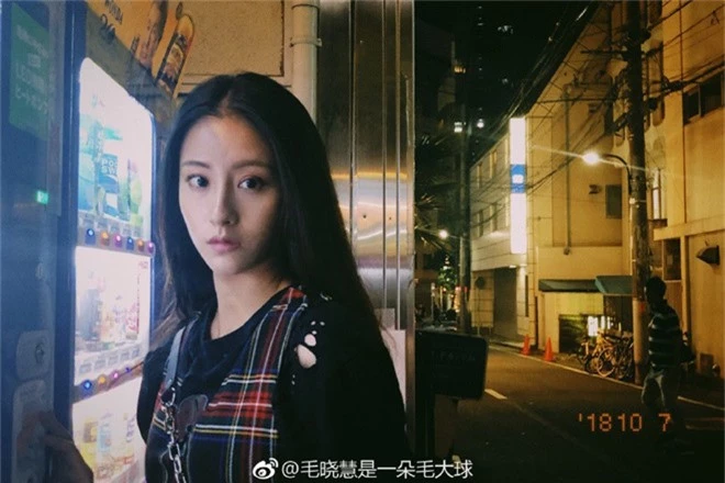 Nhan sắc thật sự của Tiểu Long Nữ mũi to bị photoshop thảm hoạ trên poster Tân Thần Điêu Đại Hiệp 2018 - Ảnh 10.