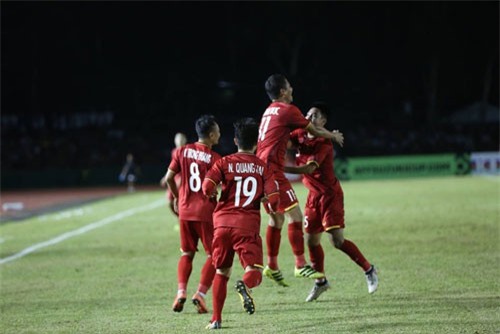 “Đội tuyển Việt Nam chơi xuất sắc về mặt chiến thuật trước Philippines”