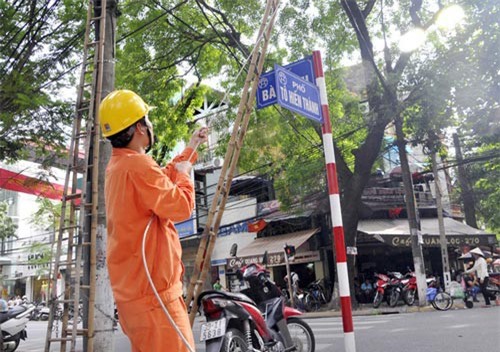 Ngành điện lỗ 2.200 tỷ đồng, tháng 12/2018 có kịch bản tăng giá điện