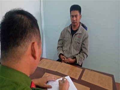 Nghi can đâm chết bạn trong buổi tiệc chia tay ra đầu thú