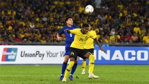 Syamer Kutty Abba chơi nổi bật hàng tiền vệ Malaysia