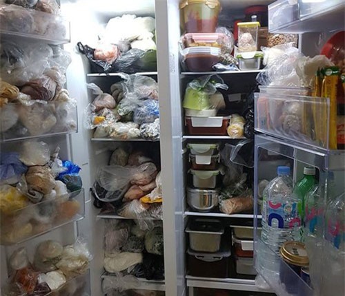 Chỉ nhìn một bức ảnh, dân mạng giật mình thảng thốt về thói quen khó bỏ của các mẹ