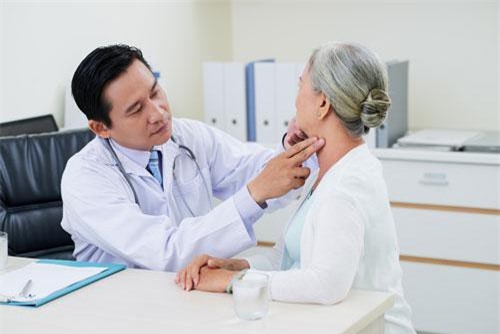 Clip: 5 đối tượng được miễn 100% viện phí từ 1/12/2018