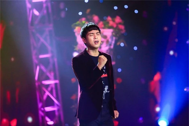 Hồ Quang Hiếu đốn tim fan với loạt hit quen thuộc tại Âm nhạc & Bước nhảy - Ảnh 1.