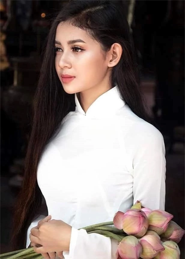 Những cô gái Việt 100% nhưng luôn bị nhầm là con lai vì ngoại hình xinh đẹp, sexy - Ảnh 19.