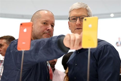 Ông Greg Joswiak, phó chủ tịch tiếp thị sản phẩm của Apple cho biết iPhone XR là mẫu máy bán chạy nhất của công ty từ khi ra mắt. Ảnh: Forbes.