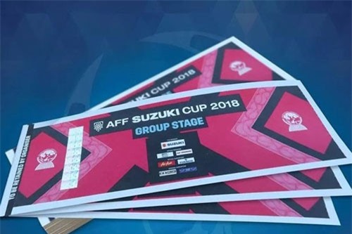 Hoa hậu Mỹ Linh chỉ cách sở hữu cặp vé bán kết AFF Cup 2018 nhanh nhất, không mất tiền