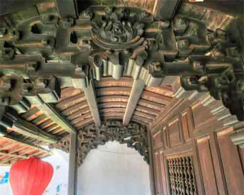 Khám phá ngôi nhà cổ cực đặc biệt của phố cổ Hội An