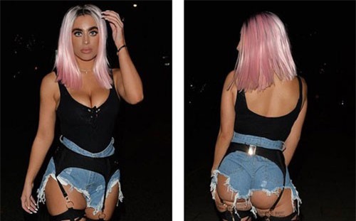 Hai người đẹp Anh mặc táo bạo giữa trời đông giá