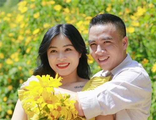 Bị chỉ trích quá nhiều, MC 'Chúng tôi là chiến sĩ' gay gắt: Đừng chui dưới gầm giường nhà tôi nữa