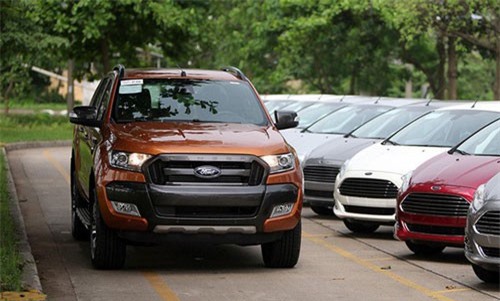 Ford Ranger có nguy cơ bung cửa khi đang chạy - Triệu hồi hơn 10.000 xe tại Việt Nam