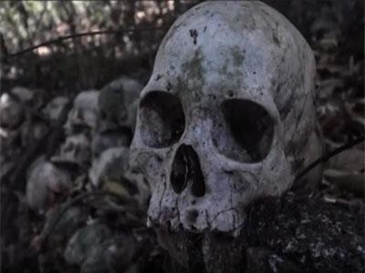 Clip: 'Rợn người' vụ buôn lậu 50 bộ xương người trong vali