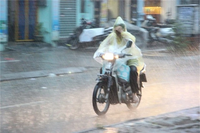 Ảnh hưởng không khí lạnh, Hà Nội sắp mưa rét. (Ảnh minh họa: Nguyễn Dương).