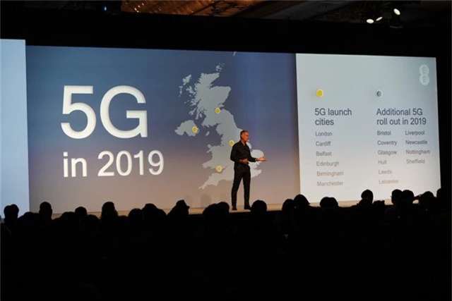  Với nền tảng Snapdragon 855, 5G dự kiến sẽ bắt đầu được thương mại từ 2019. 