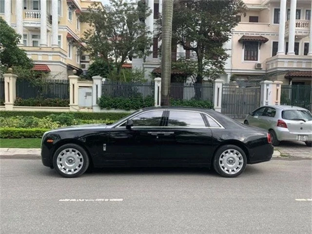 Rolls-Royce Ghost EWB rao bán như xe thường - Khi siêu sang hết hiếm tại Việt Nam - Ảnh 2.