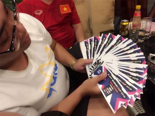 Sốt vé AFF Cup trận Việt Nam - Philippines: In vé giả bị xử lý thế nào?