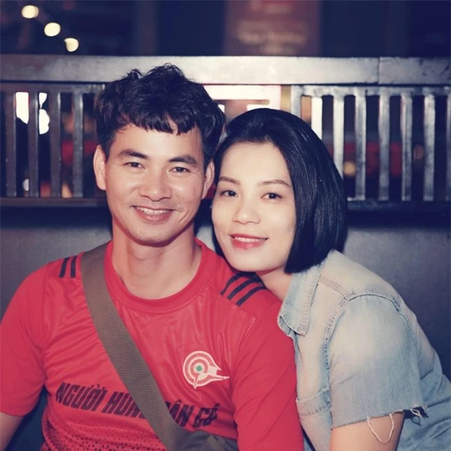 Xuân Bắc kết hôn với Hồng Nhung từ năm 2006. Cặp đôi đã có hai con trai kháu khỉnh, đáng yêu. 