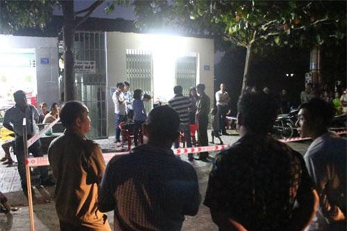 Bình Dương: Sát hại bạn gái trong phòng trọ rồi cầm dao đi tự thú