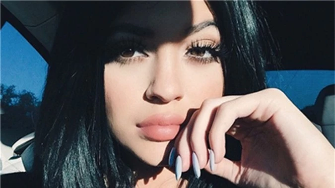 21 tuổi đã kiếm hàng ngàn tỷ đồng một năm, Kylie Jenner có cuộc sống sang chảnh và tài sản đáng ghen tị đến mức nào? - Ảnh 12.