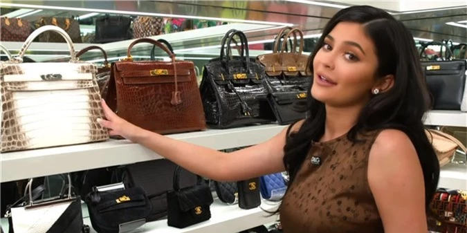 21 tuổi đã kiếm hàng ngàn tỷ đồng một năm, Kylie Jenner có cuộc sống sang chảnh và tài sản đáng ghen tị đến mức nào? - Ảnh 13.