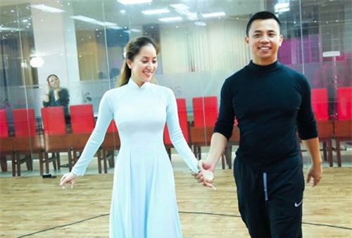 Khánh Thi: "Chí Anh chấp nhận mất tất cả đề đồng hành cùng tôi"