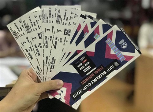 VFF nói gì về việc bảo vệ bán vé trận Việt Nam - Philippine ra chợ đen?