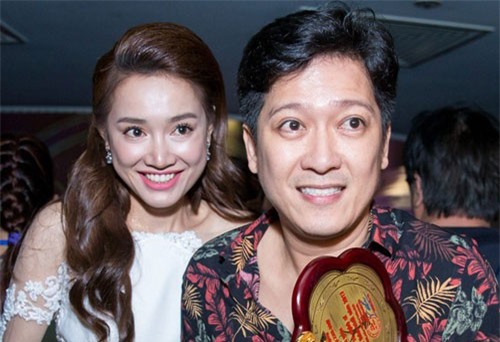 Trường Giang bị gạch tên khỏi "Giải Mai Vàng 2018" vì chiếm sóng cầu hôn Nhã Phương năm 2017