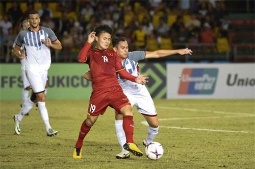 Quang Hải và Công Phượng tỏa sáng, Việt Nam lần đầu vào chung kết AFF Cup sau 10 năm