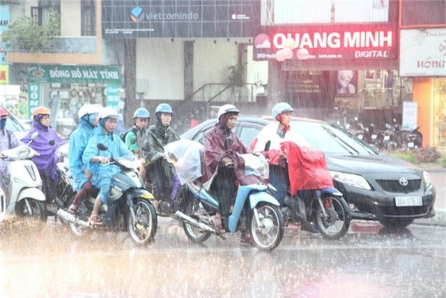 Ảnh hưởng không khí lạnh, miền Bắc mưa giông. (Ảnh minh họa: Nguyễn Dương).