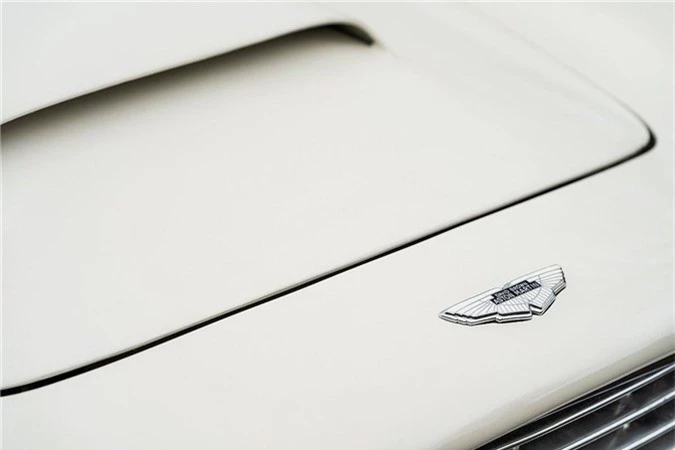Aston Martin lắp động cơ điện cho xe cổ mui trần DB6 MkII ảnh 12