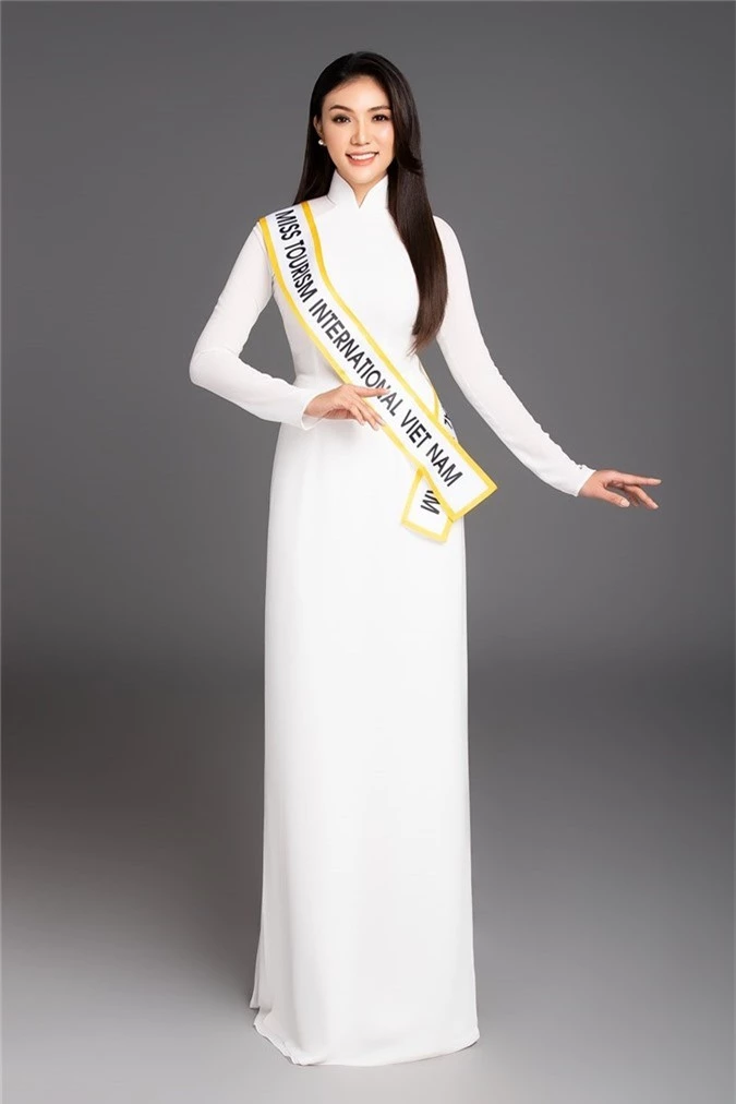 Đại diện Việt Nam tham gia Miss Tourism International là ai? - ảnh 1