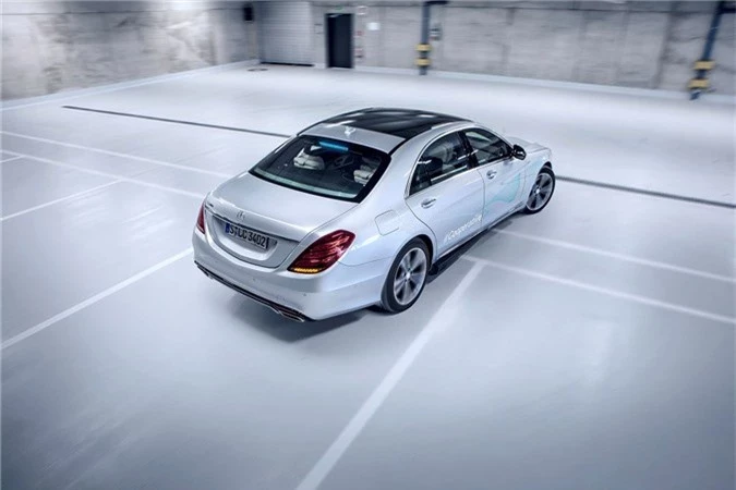 Mercedes-Benz phát triển đèn thông minh dành riêng cho xe tự lái ảnh 7