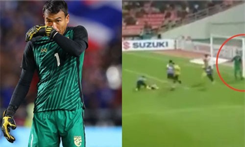 Bị cầu thủ Malaysia quây kín, chế giễu trên sân, thủ môn Chatchai phản ứng bất ngờ